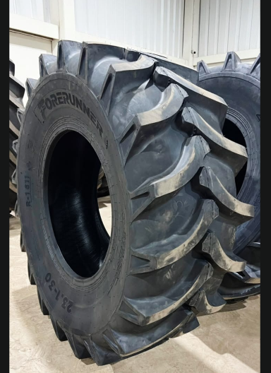 Pneu agrícola Forerunner novo — várias medidas — Lincoln Tratores, peças para tratores